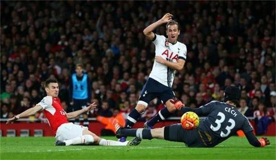 但他与这座 但他与这座